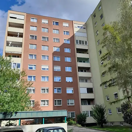 Neu Renovierte Ferienwohnung In Krems Apartmán